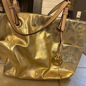 Micheal Kors handbag